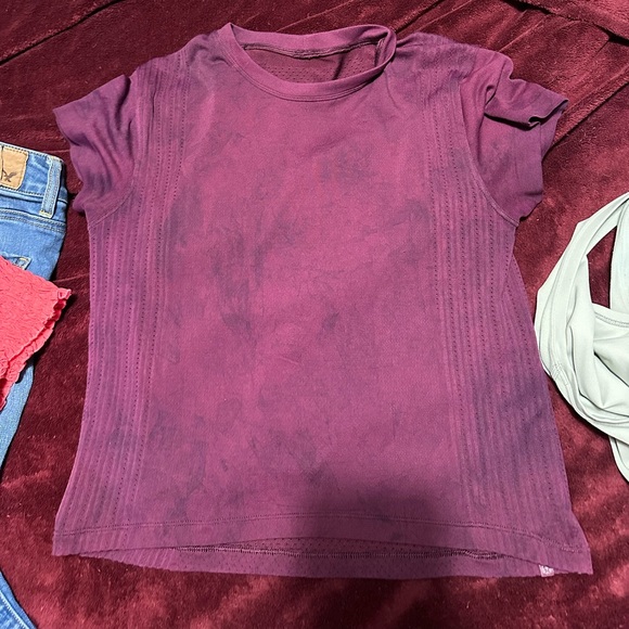 Train to be short sleeve *wash 🩷 - Picture 2 of 4
